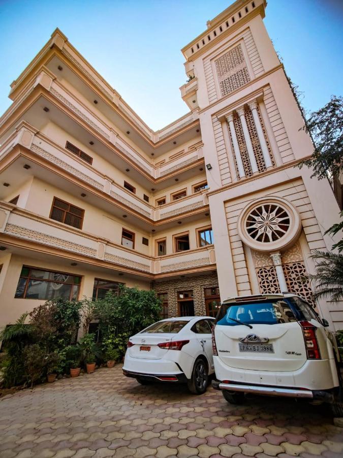 Hotel Haifa Varanasi Dış mekan fotoğraf
