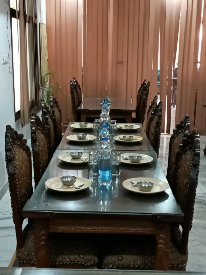 Hotel Haifa Varanasi Dış mekan fotoğraf